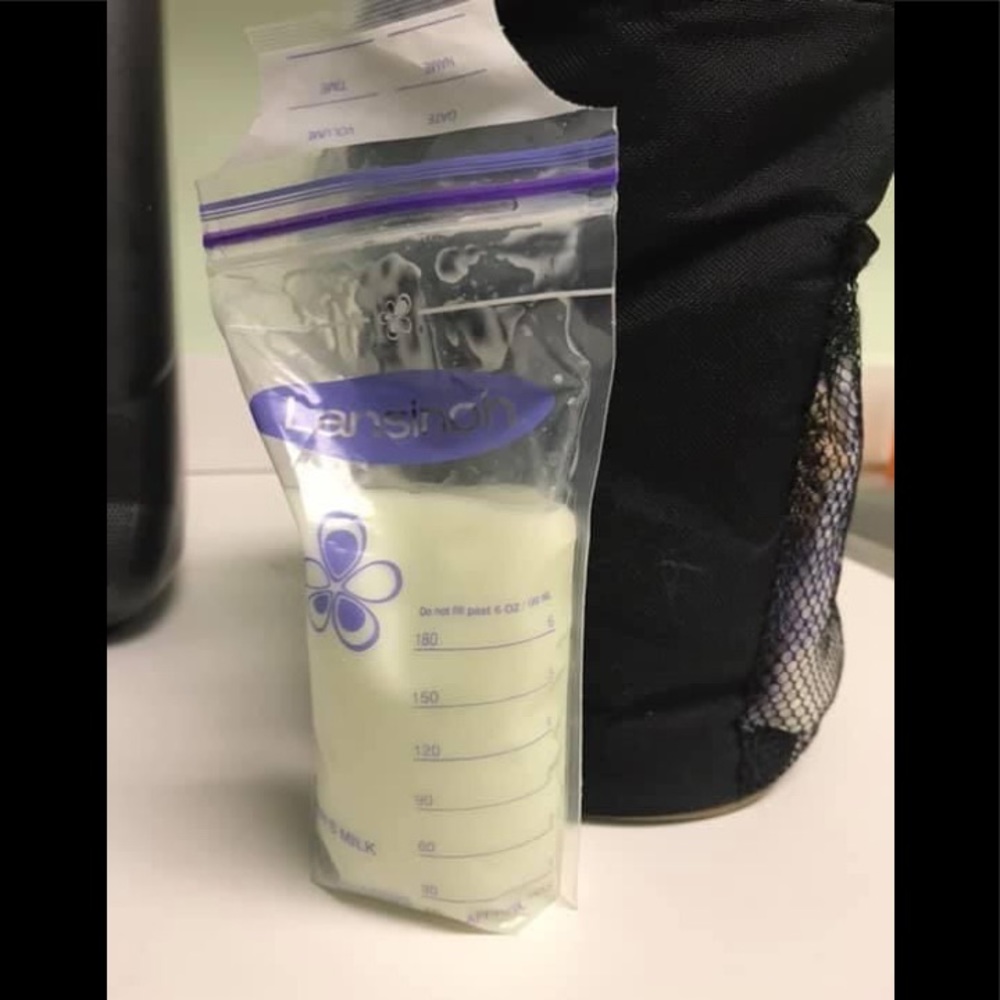 Spectra S9 breast pump portable small handsfree - Picture 8 of 15